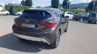 INFINITI QX30 usata, con Airbag Passeggero