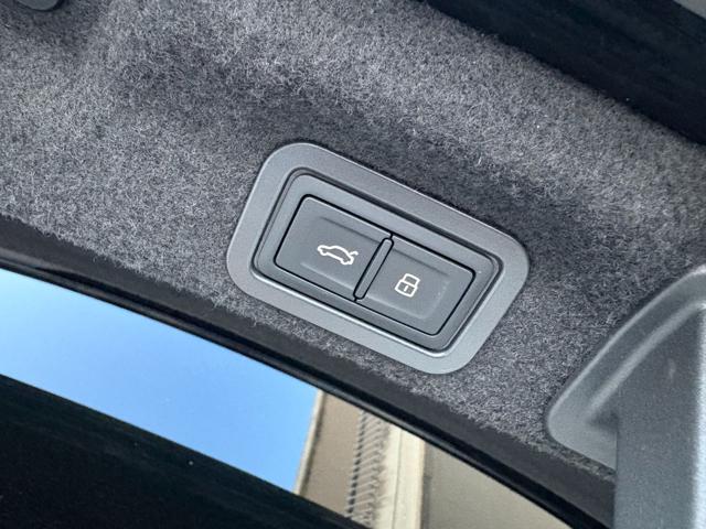 AUDI A6 usata, con Sensori di parcheggio posteriori
