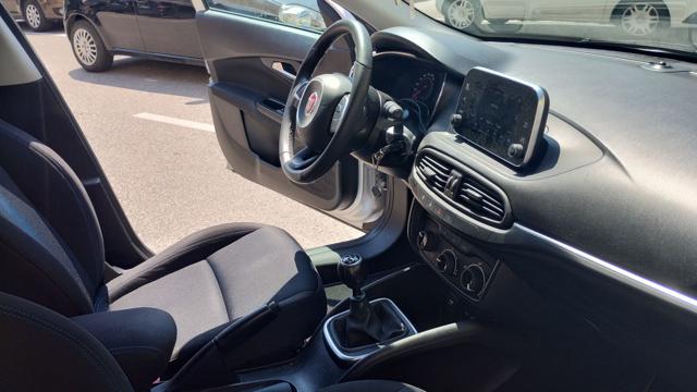 FIAT Tipo usata, con Telecamera per parcheggio assistito