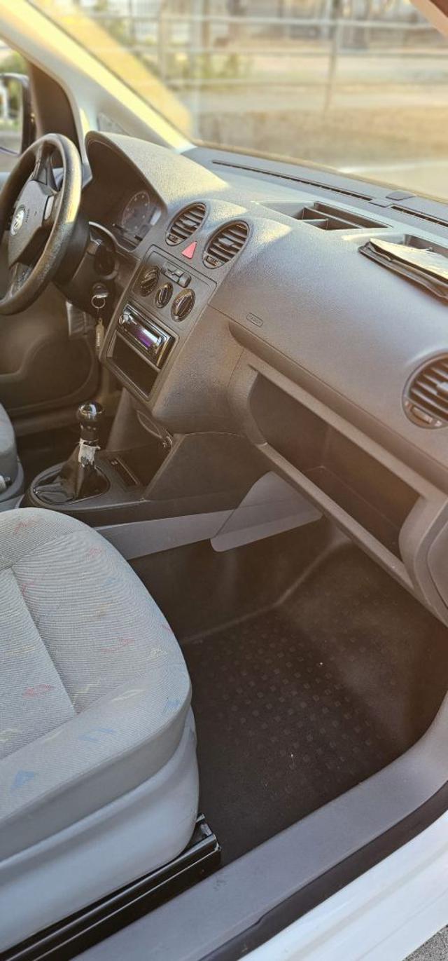 VOLKSWAGEN Caddy usata 14