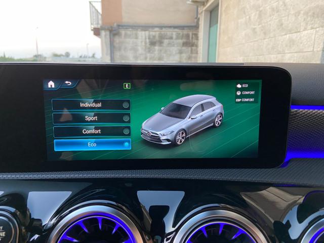 MERCEDES-BENZ A 180 usata, con Volante multifunzione