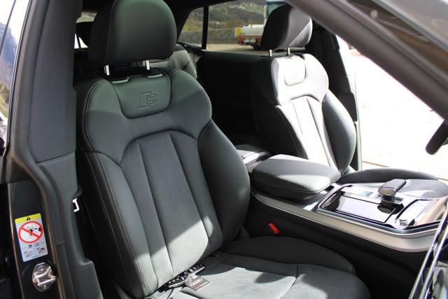 AUDI Q8 usata, con Park Distance Control