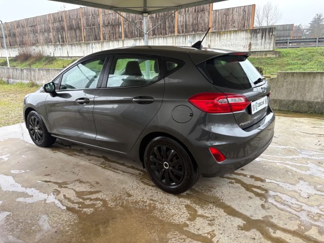 FORD Fiesta usata, con Autoradio