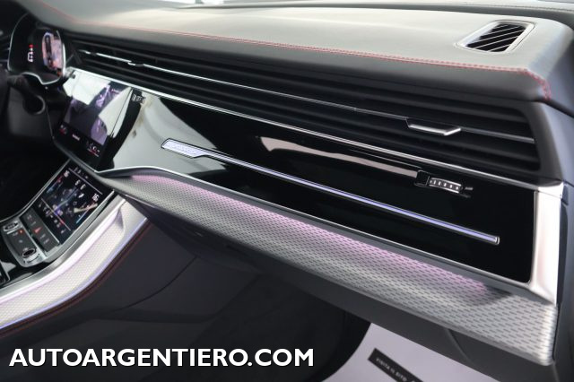 AUDI Q8 usata, con Freno di stazionamento elettrico