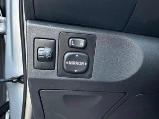 TOYOTA Yaris usata 14