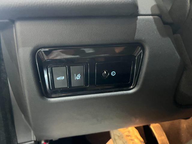 JAGUAR XF usata, con Sedile posteriore sdoppiato