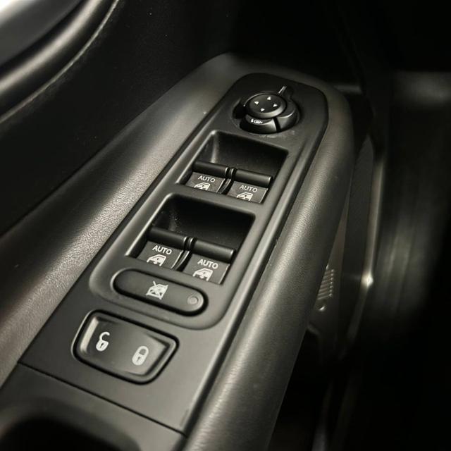 JEEP Renegade usata, con Sedile posteriore sdoppiato