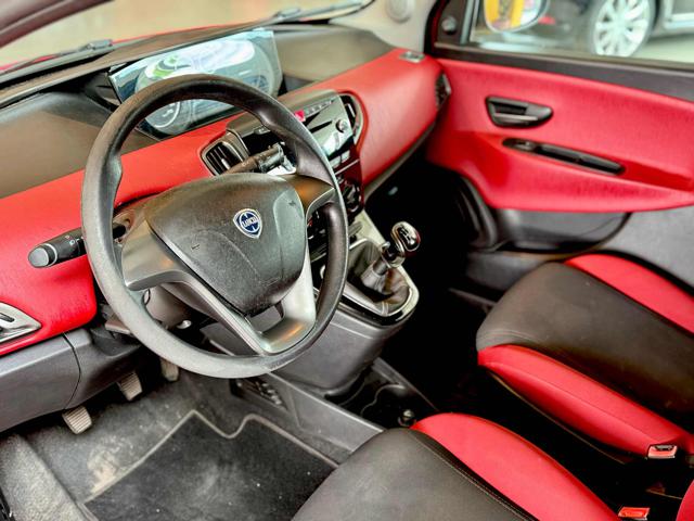LANCIA Ypsilon usata, con Controllo trazione