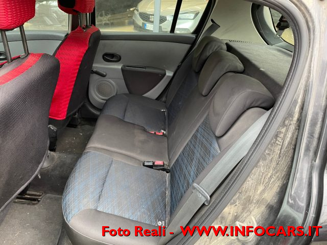 RENAULT Clio usata, con Climatizzatore