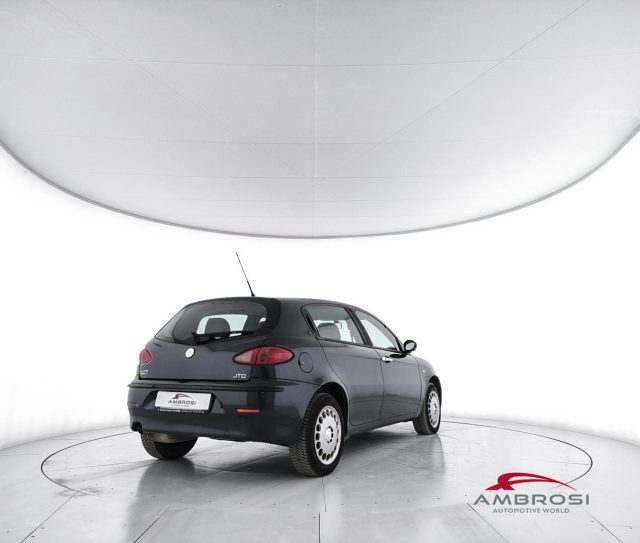 ALFA ROMEO 147 usata 2