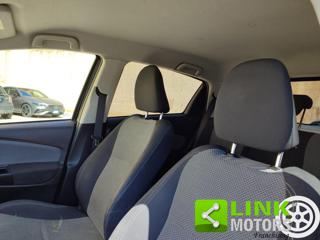 TOYOTA Yaris usata 21