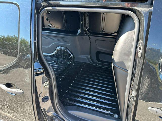 OPEL Combo usata, con Volante multifunzione