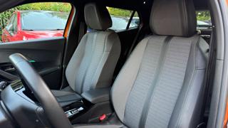 PEUGEOT 2008 usata, con Portapacchi