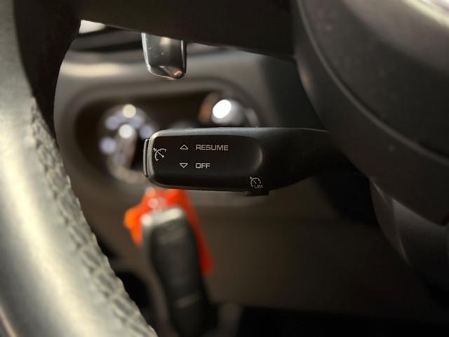 PORSCHE Macan usata, con USB