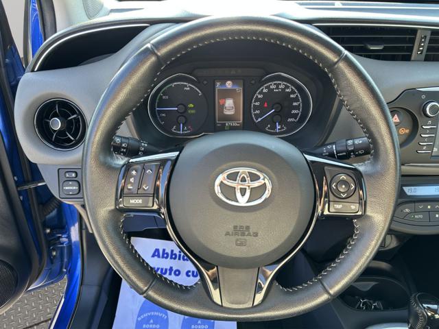 TOYOTA Yaris usata, con Cerchi in lega