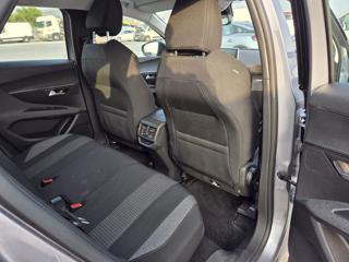 PEUGEOT 3008 usata, con Sedile posteriore sdoppiato