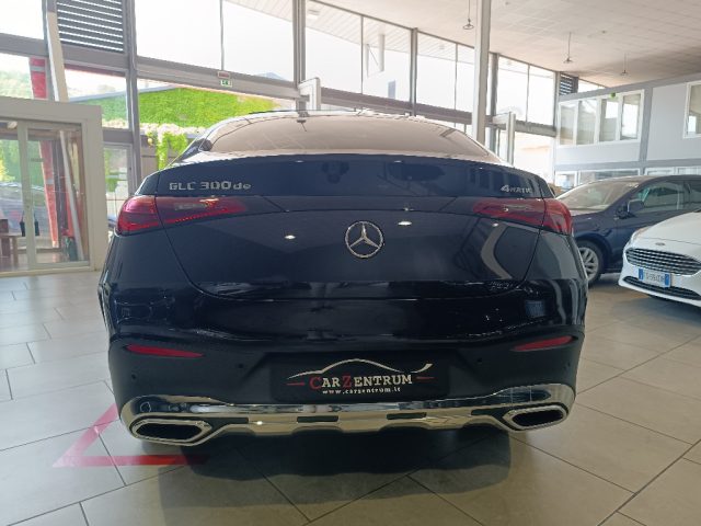 MERCEDES-BENZ GLC 300 usata, con Sedile posteriore sdoppiato