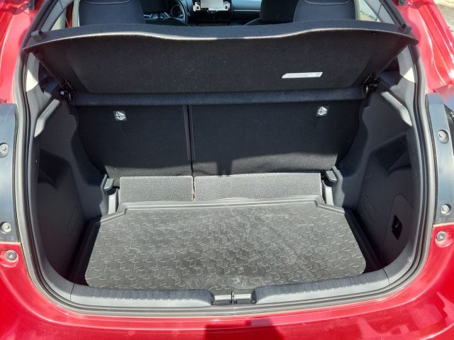 TOYOTA Yaris usata, con Controllo trazione