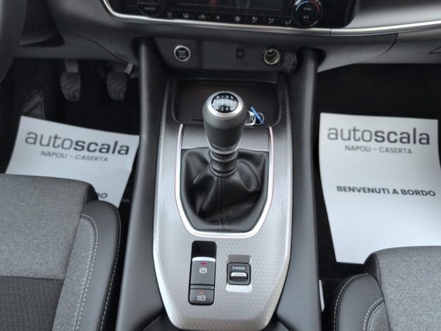 NISSAN Qashqai usata, con Sensori di parcheggio posteriori