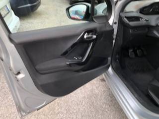 PEUGEOT 208 usata 13
