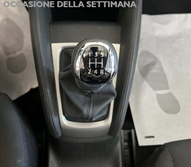 NISSAN Micra usata, con Autoradio