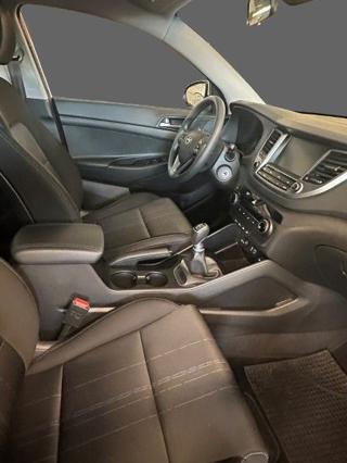 HYUNDAI Tucson usata, con Airbag laterali