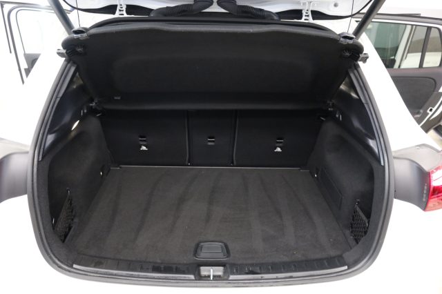 MERCEDES-BENZ GLA 200 usata, con Bracciolo