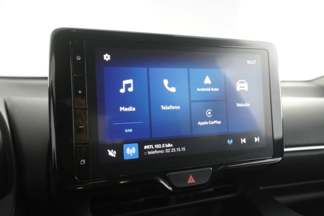 TOYOTA Yaris usata 10