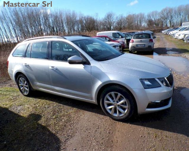 SKODA Octavia usata, con Boardcomputer