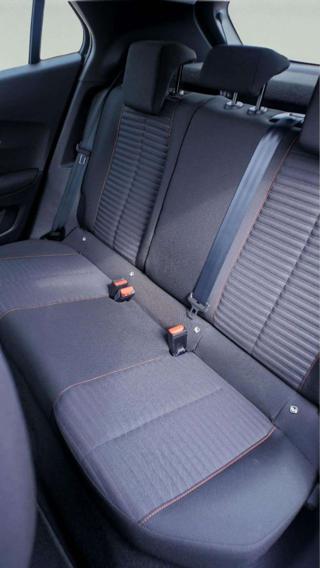 PEUGEOT 2008 usata, con Servosterzo