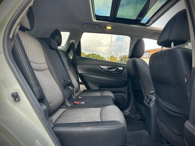 NISSAN X-Trail usata, con Telecamera per parcheggio assistito