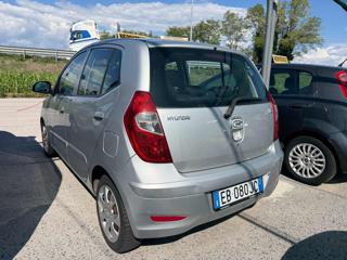 HYUNDAI i10 usata, con Airbag laterali