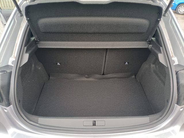 PEUGEOT 208 usata, con Autoradio digitale