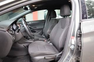 OPEL Astra usata, con Limitatore di velocità