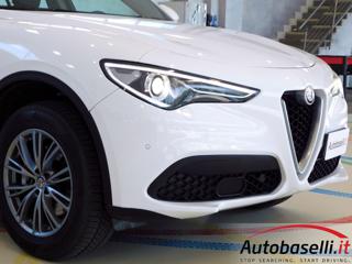 ALFA ROMEO Stelvio usata, con Volante multifunzione