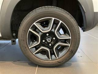 DACIA Spring usata, con Autoradio