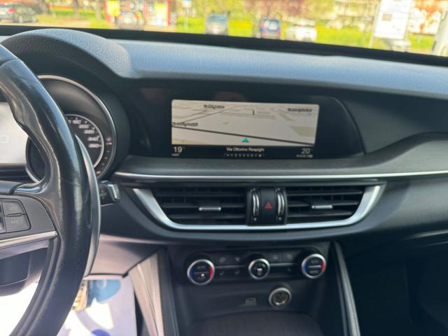 ALFA ROMEO Stelvio usata, con Controllo automatico clima