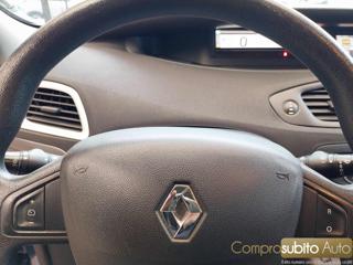 RENAULT Scenic usata 25