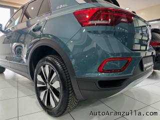 VOLKSWAGEN T-Roc usata, con Autoradio digitale