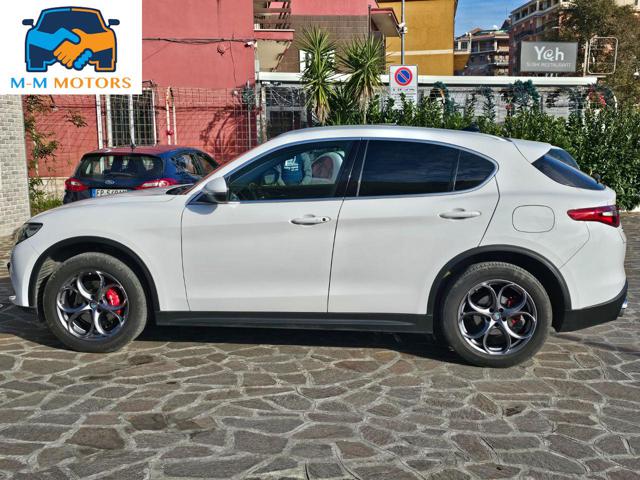 ALFA ROMEO Stelvio usata, con Alzacristalli elettrici