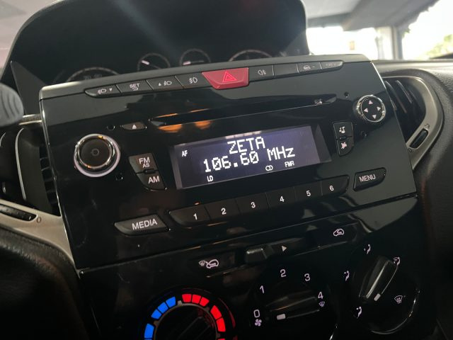 LANCIA Ypsilon usata, con Autoradio
