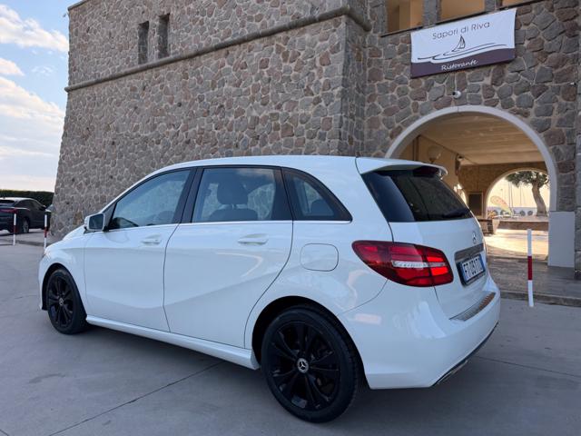 MERCEDES-BENZ B 180 usata, con Airbag testa