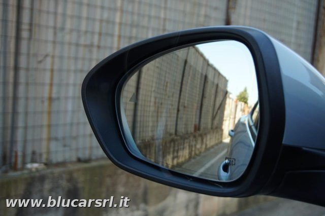 ALFA ROMEO Stelvio usata, con Sensori di parcheggio posteriori