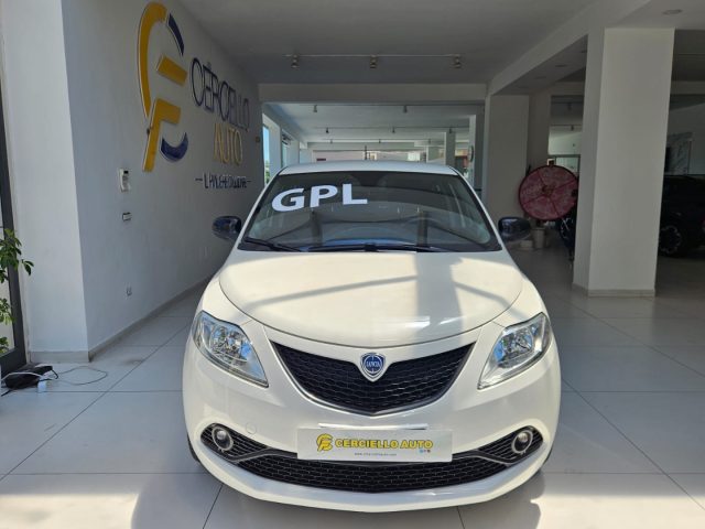 LANCIA Ypsilon usata, con ABS