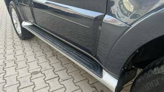 MITSUBISHI Pajero usata, con Touch screen