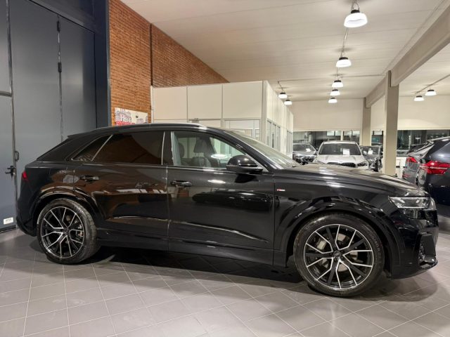 AUDI Q8 usata, con Airbag Passeggero