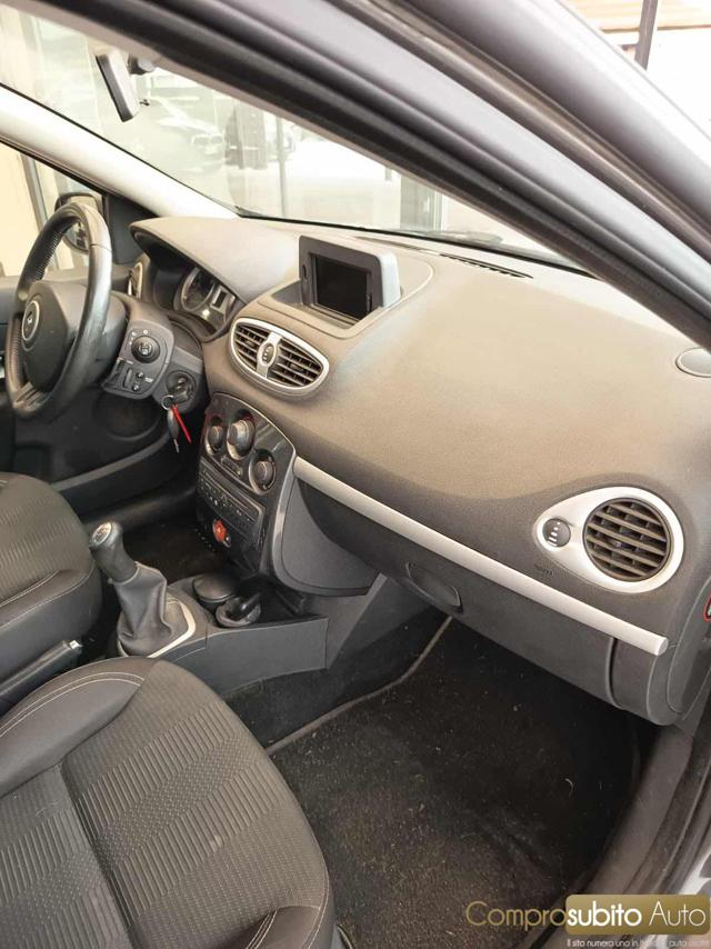 RENAULT Clio usata 15