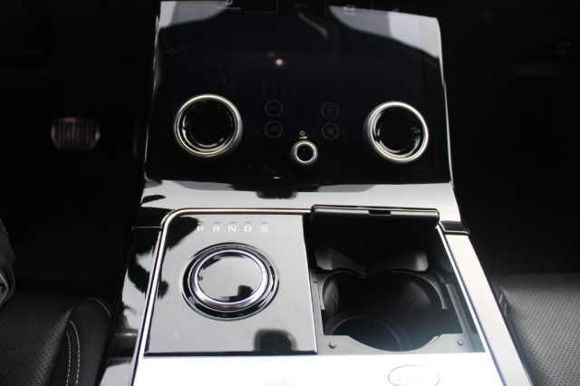 LAND ROVER Range Rover Velar usata, con Cruise Control