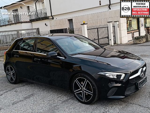 MERCEDES-BENZ A 180 usata, con Sedili riscaldati