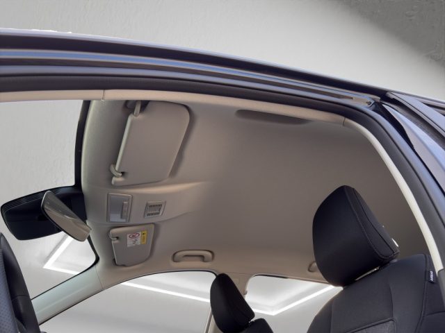 MG ZS usata, con Specchietti laterali elettrici